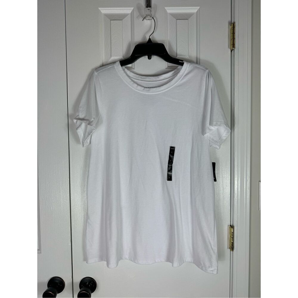 NWT Torrid Womens White Classic Fit Shirt Size 1 (14/16)